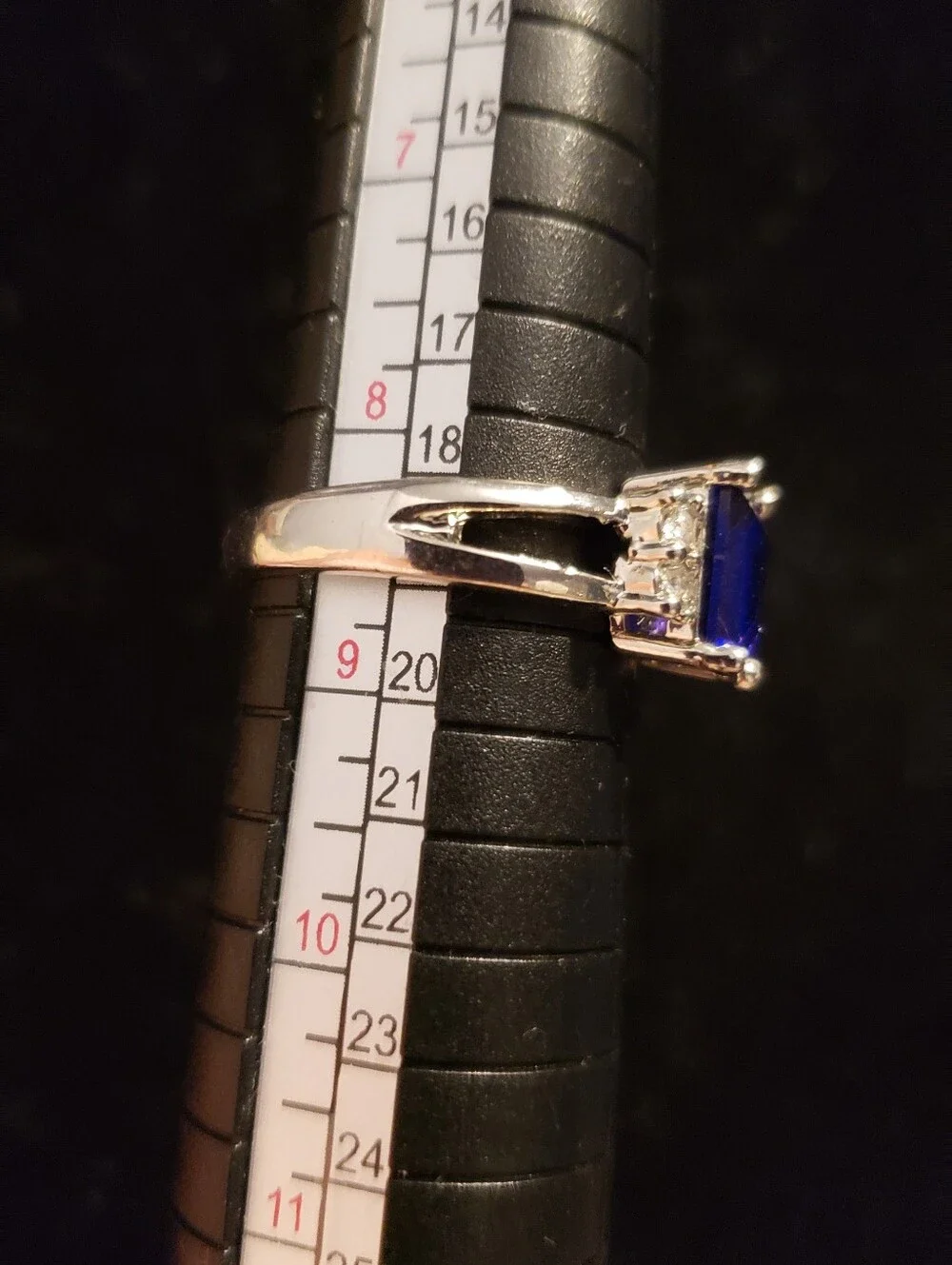 NEW Tanzanite Fashion Ring, Sz 8.5, S.P. Gorgeous Purple Blue Emerald Cut Stone.